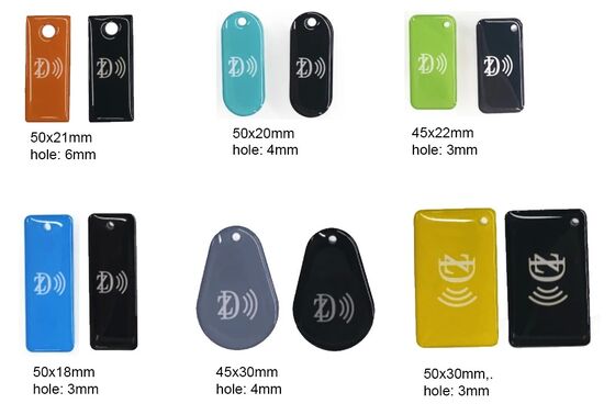 Conception personnalisée imperméable à l'eau programmable MIFARE Classic EV1 1K / 4K NFC RFID porte-clés époxy pour clé de contrôle d'accès