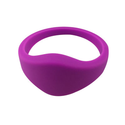 La puce RFID en silicone EV1 2k 4K 8K bracelet de poignet pour le paiement hôpital du parc aquatique